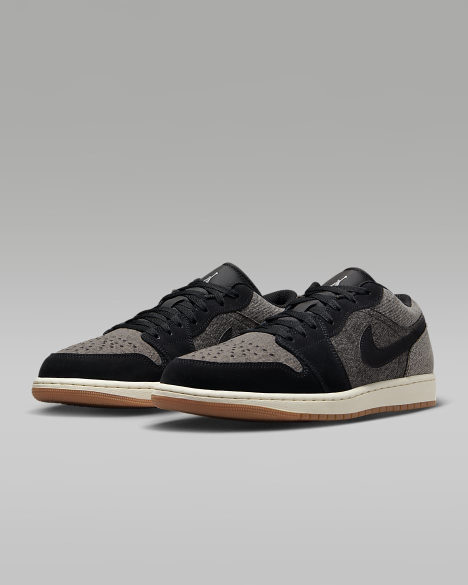 Jordan 1 low flyknit black on sale